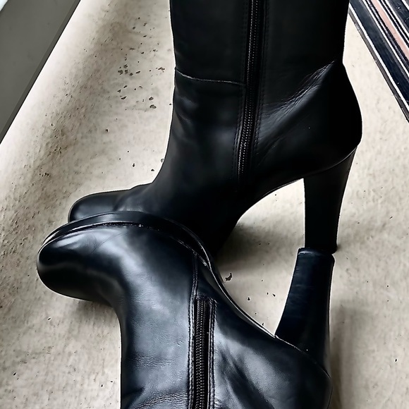 Charles by Charles David Boots Size 7 1/2 - Picture 10 of 15